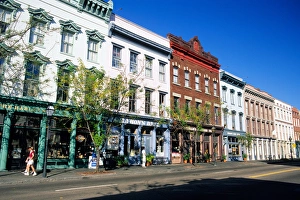 Images Dated 19th September 2006: Meeting Street in Charleston, South Carolina
