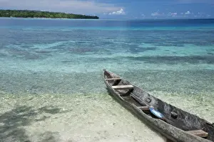 Melanesia, Solomon Islands, Santa Cruz Island group, Malo Island. Clear shallow bay and coral reef
