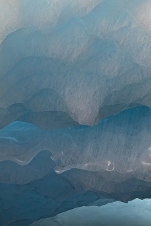 Images Dated 5th October 2009: Melting glacier ice in an icecave of the Schlatenkees, which is one of the biggest