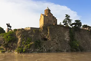 Images Dated 2018 August: Metekhi Church by Mt k vari (Kura) River. Tbilisi, Georgia