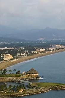 Mexico, Colima, Manzanillo. Playa Salagua / overview with the Barcelo Karmina Place