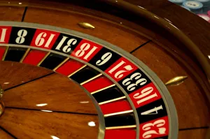 Images Dated 7th February 2007: Mexico cruise. Princess Cruises Dawn Princess casino - roulette wheel