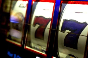 Images Dated 7th February 2007: Mexico cruise. Princess Cruises Dawn Princess casino, slot machines