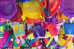 Images Dated 11th December 2006: Mexico, Guerrero, Zihuatanejo. Tourist Market- Beach Toys