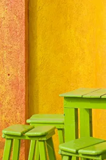 Images Dated 8th December 2006: Mexico, Jalisco, Barra de Navidad. Colorful Building Detail