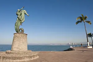 Images Dated 10th November 2010: Mexico, Puerto Vallarta. Caballeo del Mar (The Seahorse) sculpture on the Malecon