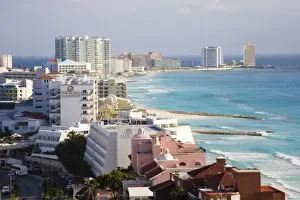 Images Dated 6th November 2008: Mexico, Quintana Roo, Cancun, hotel zone on Isla Cancun, bordering the Caribbean Sea