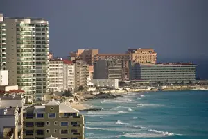 Images Dated 6th November 2008: Mexico, Quintana Roo, Cancun, hotel zone on Isla Cancun, bordering the Caribbean Sea