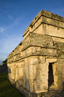 Images Dated 6th November 2008: Mexico, Quintana Roo, near Cancun, Yucatan Peninsula, Temple of the Frescoes (Templo
