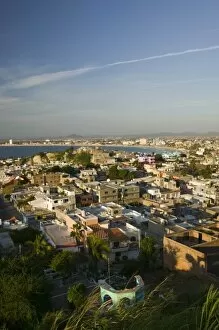 Images Dated 5th December 2006: Mexico, Sinaloa State, Mazatlan. Playa Norte Beach from Cerro de la Neveria Hill