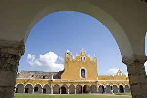 Izamal Prints: Mexico, Yucatan, Izamal, Convento de San Antonio de Padua, built 1533-1561