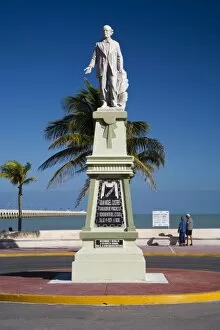 Mexico, Yucatan, Progreso. Statue of the founder of Progreso, Juan Miguel Castro
