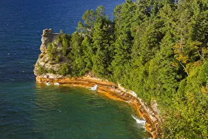 Images Dated 28th September 2016: Michigan, Pictured Rocks National Lakeshore, Miners Castle