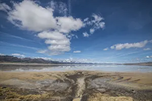 Middle Alkali Lake, California, Hwy 299