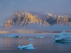 Mystical Prints: Midnight sun at Storoen Island