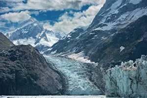 Mighty mountains towering above an unnamed glacier in Johns Hopkins Inlet