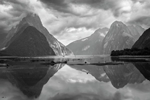 Saltwater Prints: Milford Sound, Fiordland National Park, South Island, New Zealand