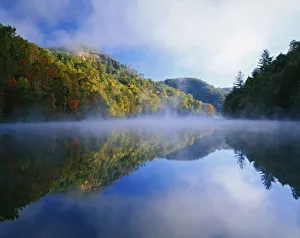 Millcreek Lake and autumn colors at sunrise, Natural Bridge State Park, Kentucky
