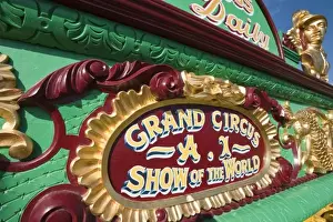 Images Dated 11th July 2009: Milwaukee, Wisconsin. Historic circus wagons at the annual Great CIrcus Parade