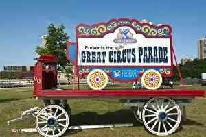 Images Dated 11th July 2009: Milwaukee, Wisconsin. Historic circus wagons at the annual Great CIrcus Parade