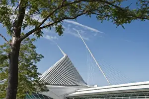 Images Dated 11th July 2009: Milwaukee, Wisconson. The Quadracci Pavilion of the Milwaukee Museum of Art