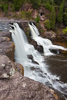 Images Dated 22nd September 2016: Minnesota, Gooseberry Falls State Park, Middle Falls