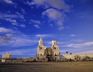 Images Dated 15th January 2013: Mission San Xavier Del Bac, Tucson, Arizona