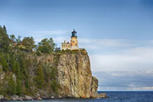 Images Dated 25th September 2016: MN, Lake Superior North Shore, Split Rock Lighthouse; 1910