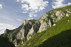 Images Dated 12th May 2007: MONTENEGRO, Eastern Montenegro Mountains, Berane. Mountain Landscape / Berane Canyon