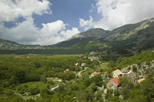 Images Dated 16th May 2007: MONTENEGRO, Erakov. Mountain Town in the Hinterland of Kotor Bay