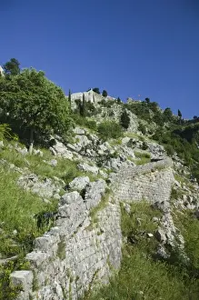 Images Dated 14th May 2007: Montenegro, Kotor Bay / Kotor. Trail atop Kotors mountainside fortifications