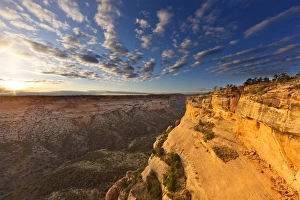 Images Dated 16th April 2012: Monuments at sunrise in the Colorado National Monument in Fruita, Colorado, USA