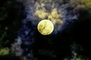 Images Dated 5th January 2023: Full moon over Bali, Indonesia, Southeast Asia