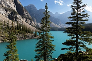 Images Dated 1st October 2023: Moraine Lake, Banff National Park, Alberta, Canada