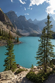 Moraine Lake, Banff National Park, Alberta, Canada