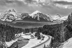 Railroad Prints: Morant's Curve, Lake Louise, Canada