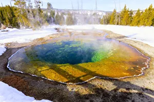 Images Dated 12th February 2016: Morning Glory in Snow. Yellowstone National Park. Wyoming