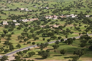 Images Dated 22nd March 2006: MOROCCO, Anti Atlas, IMI MQOURN: Town View