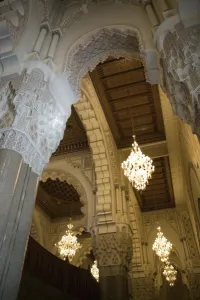 Images Dated 29th March 2006: MOROCCO, Atlantic Coast, CASABLANCA: Hassan II Mosque, Interior Detail