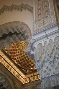 Images Dated 29th March 2006: MOROCCO, Atlantic Coast, CASABLANCA: Hassan II Mosque, Interior Detail