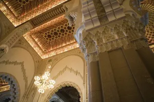 Images Dated 29th March 2006: MOROCCO, Atlantic Coast, CASABLANCA: Hassan II Mosque, Interior Detail