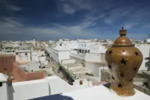 Images Dated 26th March 2006: MOROCCO, Atlantic Coast, ESSAOUIRA: High Vantage View of Central Essaouira