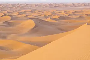 Images Dated 4th May 2015: Morocco. Erg Chegaga (or Chigaga) is a Saharan sand dune (approximately 40 km to