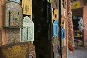 Images Dated 19th March 2006: MOROCCO, MARRAKECH: The Souqs of Marrakech (Markets) Mirrors