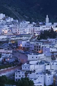 Images Dated 7th March 2006: MOROCCO, Moulay, Idriss: Town View / Evening