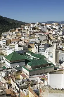 Images Dated 7th March 2006: MOROCCO, Moulay, Idriss: Town View & the Mausoleum of Moulay Idriss, Saint and founder