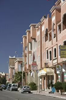 Images Dated 15th March 2006: MOROCCO, South of the High Atlas, OUARZAZATE: Buildings along Avenue Moulay Rachid