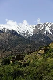 Images Dated 21st March 2006: MOROCCO, Tizi, N, Test Pass Road, MZOUZITE: Village View and High Atlas Mountains