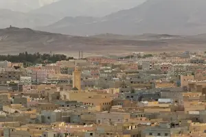 Tinerhir Prints: MOROCCO, Todra Gorge Area, TINERHIR: Town View / Late Afternoon