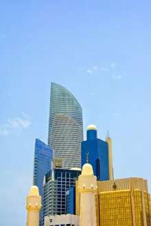 Cityscapes Collection: Mosque with modern high-rises in downtown, Abu Dhabi, United Arab Emirates
